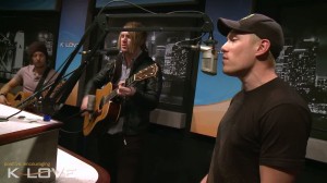 Kutless - Carry Me To The Cross (Acoustic On K-Love)