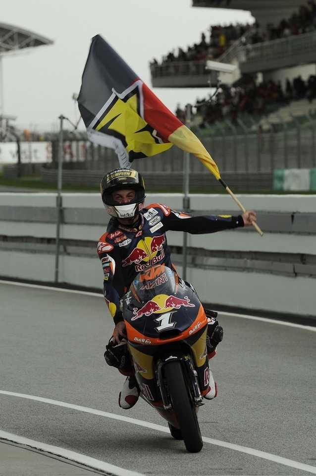 Сандро Кортезе - чемпион мира Moto3 2012