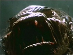 Зловещая сила (Грим - подземный тролль) / Grim (To plasma) (1995 / DVDRip)